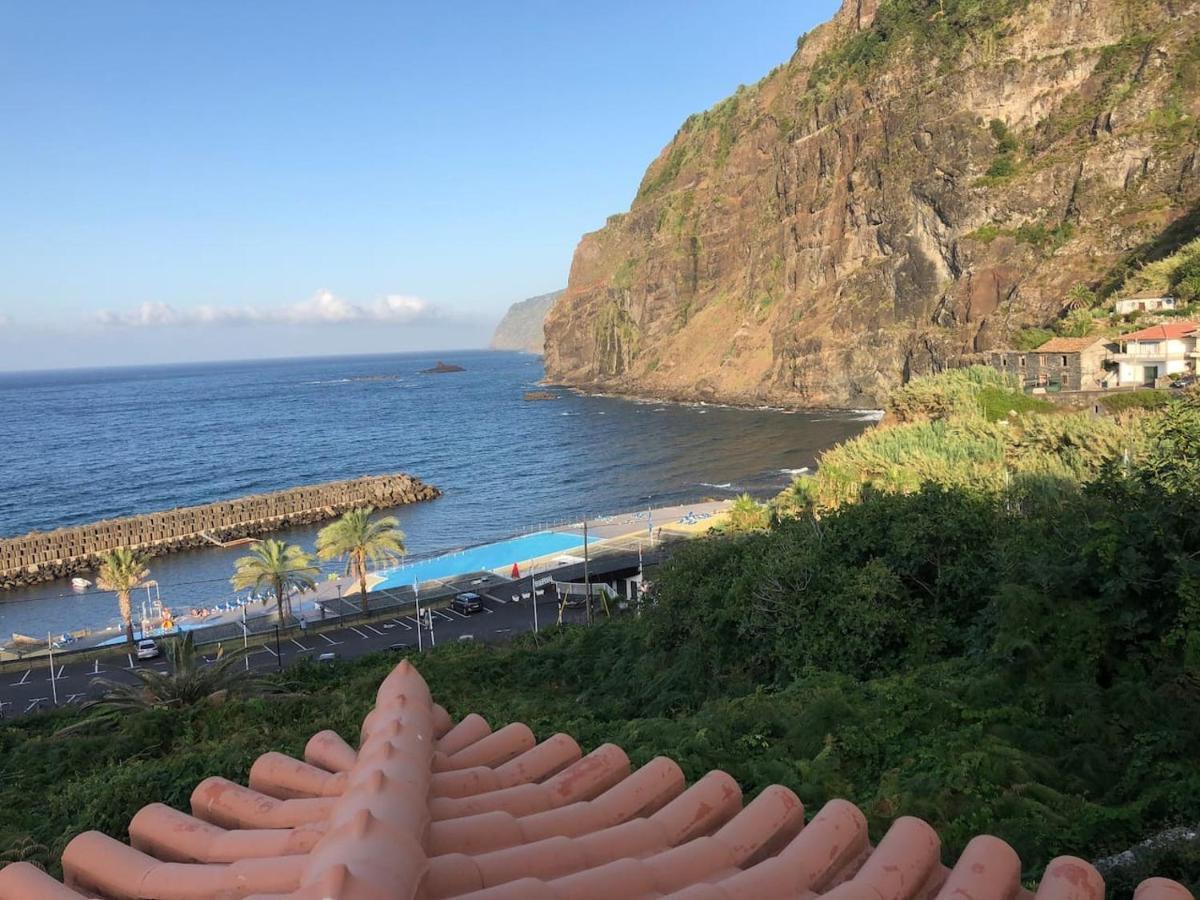 Lovely Sea View 3-Bed House In P Delgada Madeira ポンタ・デルガダ エクステリア 写真